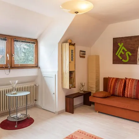 Familienwohnung Haus 18 Apartment
