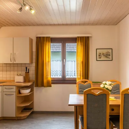 Apartment Familienwohnung Haus 18 *