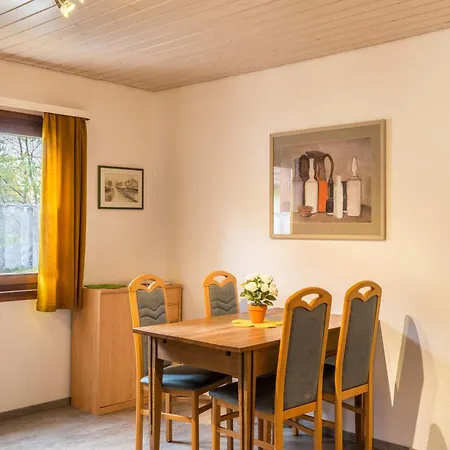 Apartment Familienwohnung Haus 18 *